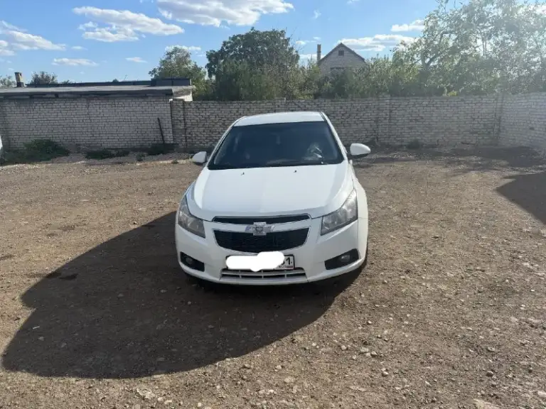 🚘Продам chevrolet cruze 2012 года.
✅Объем двигателя 1.8.
✅Коробка автомат.
✅Пробег 237 тысяч км.
✅Резина зима/лето.
✅Кондиционер, подогрев передних сидений. Печка работает очень хорошо.
✅4 Владелец, владею 2 года, каждый владел по 3-4 года.
✅Машина в отличном состоянии езжу каждый день, без проблем езжу на расстояния 1200км туда/обратно.
📌Крашено заднее водительское крыло.
✅Все технические моменты на которые стоит обратить внимания расскажу.
✅Г. Красный луч.
💰Цена: 695.000 руб. Торг.
+79591850783 Андрей
📞 Звоните: +7(959)1850783 - фотография - 1