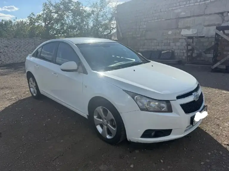🚘Продам chevrolet cruze 2012 года.
✅Объем двигателя 1.8.
✅Коробка автомат.
✅Пробег 237 тысяч км.
✅Резина зима/лето.
✅Кондиционер, подогрев передних сидений. Печка работает очень хорошо.
✅4 Владелец, владею 2 года, каждый владел по 3-4 года.
✅Машина в отличном состоянии езжу каждый день, без проблем езжу на расстояния 1200км туда/обратно.
📌Крашено заднее водительское крыло.
✅Все технические моменты на которые стоит обратить внимания расскажу.
✅Г. Красный луч.
💰Цена: 695.000 руб. Торг.
+79591850783 Андрей
📞 Звоните: +7(959)1850783 - фотография - 6