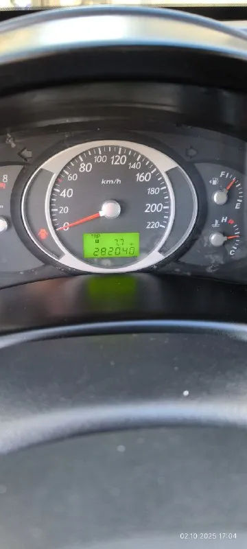 Продам hyundai tycson 2.0 4wd  2007 бензин /газ механика  кореец в 21 году был пригнан из германии в днр один владелец-девочка
10 Подушек безопасности стекло подъёмники подогрев передних сидений, заднего и лобового стекла, кондиционер, круиз контроль, задний парктроник с камерой, видео регистратор с передней и задней камерой. По кузову все родное в дтп не был, есть царапины но не глобальные салон практически идеальный так как был в чехлах, все работает технически полностью обслужен ходовая вся поменяна пробег родной ничего не стучит не скрипит не гудит масло не жрет,   расход газа 13-14л по посёлку так как там в основном 2-3 скорость работает,   по трассе меньше, акб брала зимой, резина новая всего один сезон, есть зимняя новая шиповка на титанах
Цена: 850 000 торг у капота
Все вопросы по телефону +79494819250 - фотография - 10