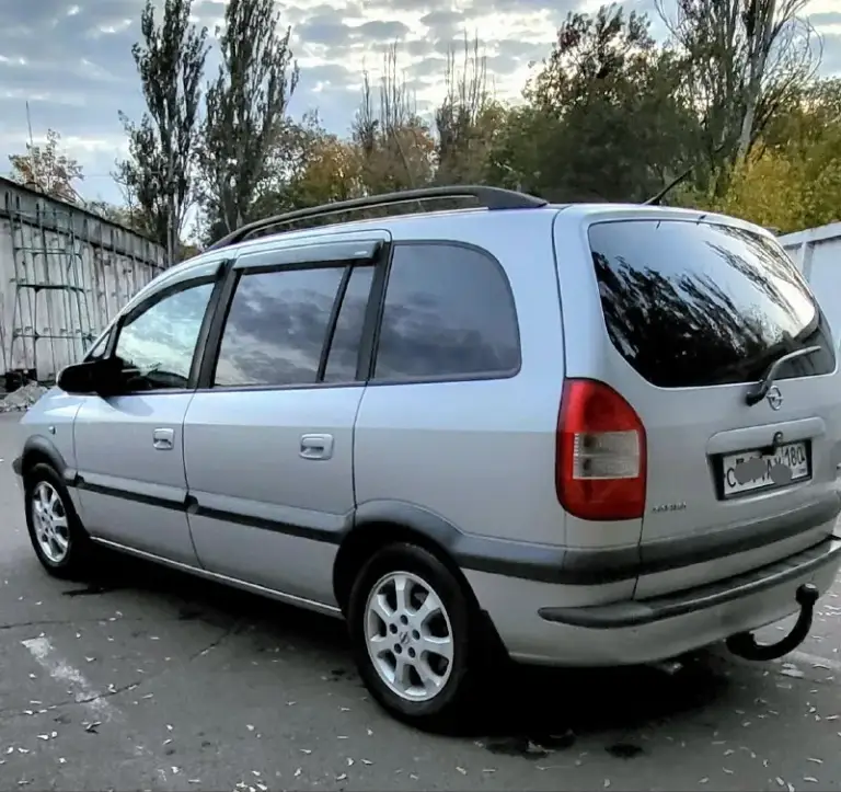 Opel зафира opel zafira 1.6 16v рестайлинг 2004 г. В. Превосходное состояние авто. Пригнана в 2018 году в донецк, один собственник. Родной пробег, вся история обслуживания. Установлено пропан. Не бит, корозии нет. Стекла атермальные родные. Хорошая комплектация: 10 airbag, климат контроль, круиз контроль, птф, полный бортовой компьютер итд. Все работает. 2 ключа. Донецк. Плохая связь. 620т. Р. +79498049797
📞 Звоните: +7(949)8049797 - фотография - 3