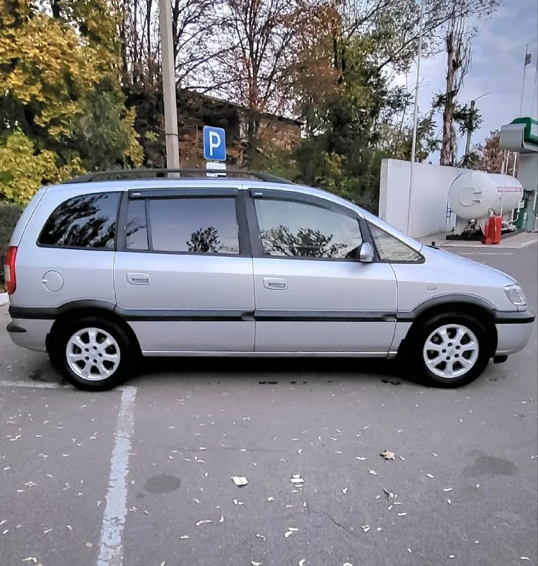 Opel зафира opel zafira 1.6 16v рестайлинг 2004 г. В. Превосходное состояние авто. Пригнана в 2018 году в донецк, один собственник. Родной пробег, вся история обслуживания. Установлено пропан. Не бит, корозии нет. Стекла атермальные родные. Хорошая комплектация: 10 airbag, климат контроль, круиз контроль, птф, полный бортовой компьютер итд. Все работает. 2 ключа. Донецк. Плохая связь. 620т. Р. +79498049797
📞 Звоните: +7(949)8049797 - фотография - 5
