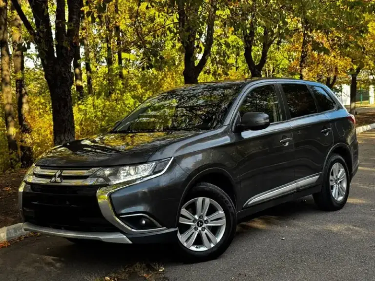 Продам семейный автомобиль mitsubishi outlander 2018 года выпуска
Возможен обмен
Автомобиль на самом надёжном моторе 2.0 бензин. Работает отлично! Не троит и не дымит. Коробка без каких либо нареканий. Ходовая часть также вся обслужена!
Очень красивый графитовый цвет. Машина в родной краске! Имеет только один окрас
По документам полный порядок, возможен любой вид переоформления.
Осмотр в центре донецка
Цена 1.780.000 ₽, возможен торг у авто.
☎️ +7 (949) 628-72-17
📞 Звоните: +7(949)6287217 - фотография - 4