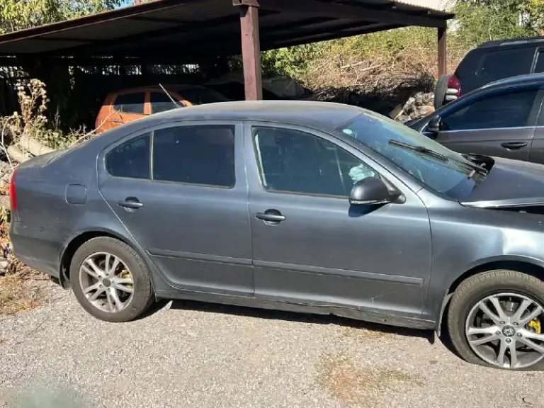 Шкода октавия а5 после дтп.
2012 Год, 1.4 т, 180 пробег.
Цена 300.000
+79495870259 - фотография - 2
