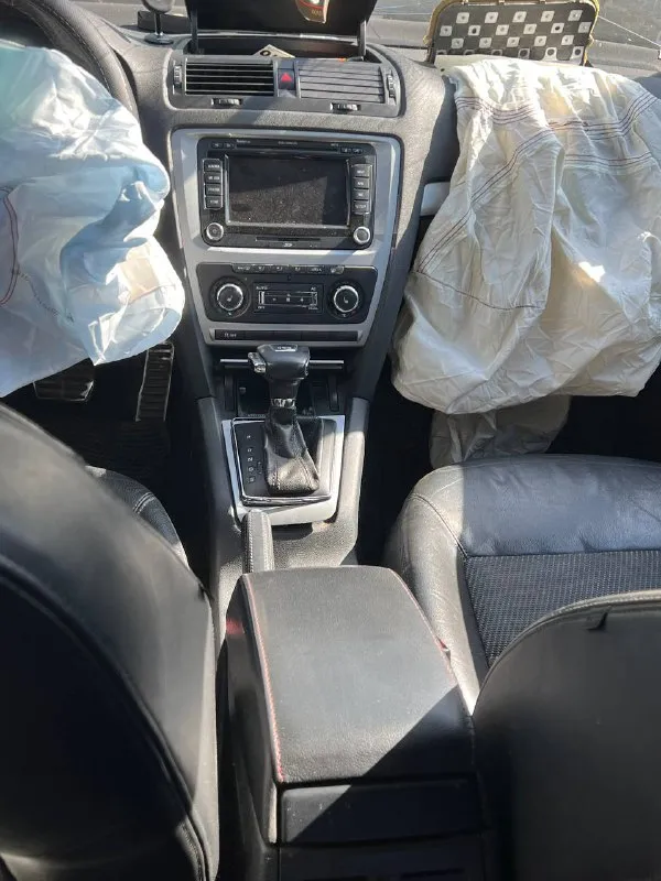 Шкода октавия а5 после дтп.
2012 Год, 1.4 т, 180 пробег.
Цена 300.000
+79495870259 - фотография - 7