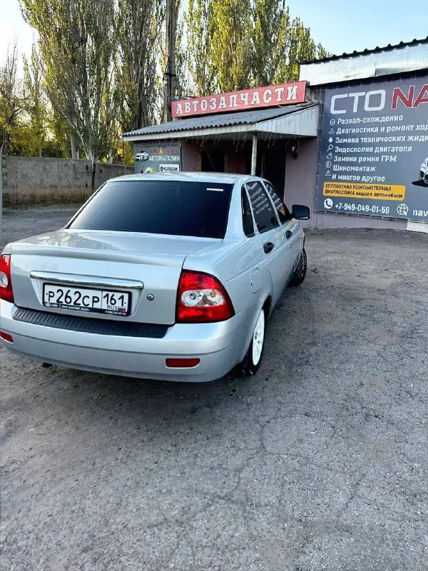 Продам личное авто :
Лада приора 2013 г. В.
В отличном состоянии как внешне так и технически. Вложений никаких не нужно от слова совсем. Мотор полностью откапитален 15 тыс. Назад по причине обрыва ремня грм. Коробка полностью перебрана 7 тыс назад. По ходовой части все в отличном состоянии. Обслуживалось все вовремя и устанавливались только дорогие запчасти. Абсолютно новая резина 195/50/15
По комплектации:
Эур
Кондиционер заправлен в августе этого года
2 Стеклоподъемника
Электро регулировка зеркал с подогревом
Полностью в круг дорогой led свет
Навигация с бортовым компьютером
Хорошая штатная музыка с блютузом
Пробег 197к пробег растет машина каждый день ездит. С документами полный порядок, переоформление без проблем.
Цена 450 тыс руб с адекватным торгом.
+79494032432 - фотография - 3