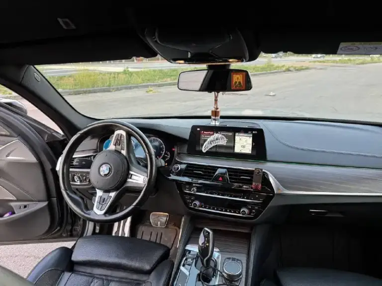 Продам bmw g30 530d xdrive
Мотор b57
Пробег 168.000
Комплектация м sport pro: сидения с вентиляцией, задние с подогревом, память сидений, парктроники, камера заднего вида, 3 ключа один из них смарт, черный потолок, переодета в м5ф90, m тормоза, на учет станет без проблема, могу присутствовать в мрэо, диски 20 оригинал vorsteiner ковка, в комплекте 18 оригинальные на хорошей зимней резине. Рассмотрю варианты обмена. В приоритете х5, х3.
Цена 3.800.000
Номер +79496177917 - фотография - 6