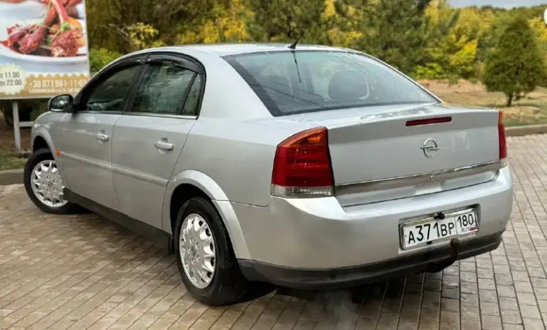 Opel vectra
2003 Год
Пробег 197.000км
1.8Л
Механика
В отличном состоянии. Мотор работает ровно, масло не берет. Подвеска обслужена, без каких либо посторонних звуков. Кпп переключает без хрустов, сцепление в порядке. По кузову без гнили, выглядит шикарно.
По электрике все работает. Кондиционер заправлен.
Хорошая комплектация: 4 эсп, электро зеркала, круиз контроль, камера заднего вида. Магнитола на базе android. Ухоженный салон.
Автомобиль привозили при днр, российских реагентов не видела.
Документы в порядке, переоформление в мрэо приветствуется.
Осмотр донецк
Цена 415.000₽
+7(949)470-04-65 - фотография - 3