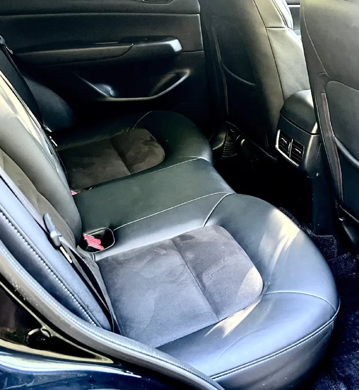 Mazda cx5 2019год
Двигатель 2.5 skyactive бензин (самый надежный)!
Родной пробег 63.000 км
Коробка передач :автомат (обычный aisin)гидротрансформатор!
Автомобиль в отличном состоянии, двигатель работает отлично, ходовая в отличном состоянии, коробка переключает без пинков, кузов целый без ржавчины и гнили. Новая резина летняя 19 колеса, эл зеркала с подогревом, обогрев переднего и заднего стекла, помощь при спуске, круиз, климат, датчики света и дождя, кожаный салон + алькантара, сабвуфер, комплект зимних ковриков и еще много чего. Машина полностью обслужена от а и до я !также нанесено керамическое покрытие!!!машина смотрится отлично !расход по городу 10-11литров, едет очень шустро !цвет черный жемчуг!цена 1000000₽
+7949-559-52-87 Также возможен обмен!
📞 Звоните: +7(949)5595287 - фотография - 3