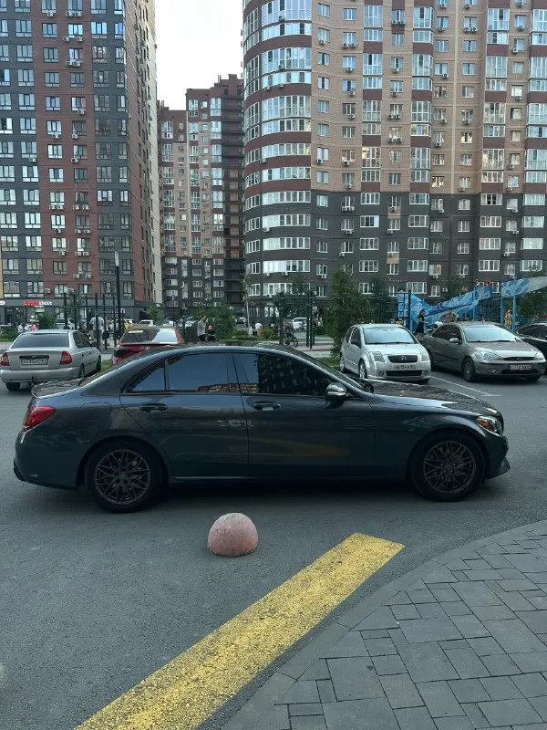 Продажа/обмен mercedes c-класс
2015 Год.
160 Пробег.
2 Владельца.
2.0 Объем 246 лошадиных сил.
Хорошая комплектация:
-Подогрев сидений
-Панорама
-Музыка burmester
-Электронная регулировка сидений в дверях
-Слепые зоны
-Подсветка в салоне
И т. Д.
Цена 2.620 (торг)
Машина находится в г. Енакиево
Телефон для связи:
+7 (949) 342-91-48
+7 (961) 425-33-38
📞 Звоните: +7(949)3429148 - фотография - 3