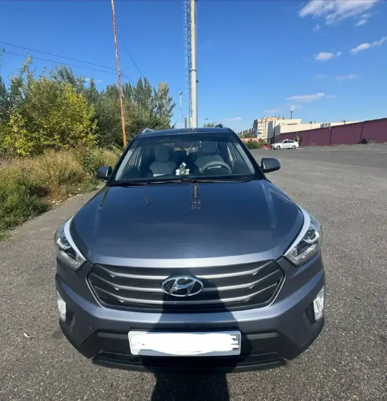 💶 1 950 000 
📮 Донецк
🚘 Hyundai creta
📅 2019
📊 Пробег: 52000
⛽ 2.0, Бензин, акпп
1 Владелец, не бита, не крашена. Дтп не было, состояние отличное. Трещина на лобовом от камня. Торг присутствует.

☎ +79493523341, +79493280505 - фотография - 2