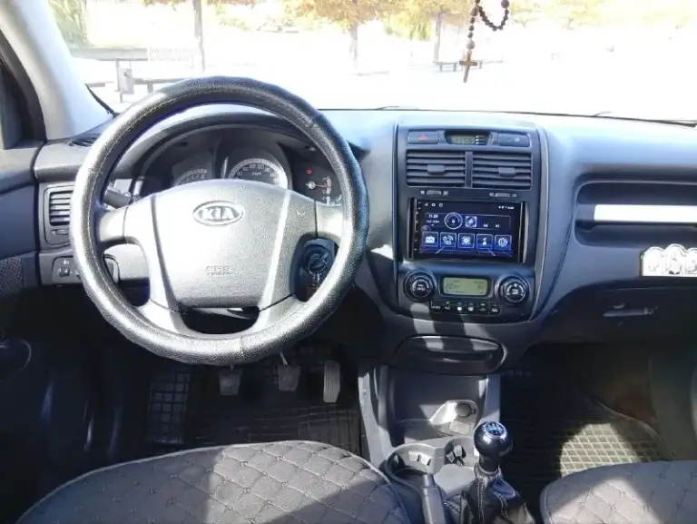 ✅ Kia sportage 2008 г. (сборка словакия)
✅ 2.0 Газ/бензин 150 л. С.
✅ Механика 5-ти ступенчатая
✅ Привод передний
✅ Пробег 286.000 км. Родной
✅ Климат-контроль
✅ Андроид
✅ Сигнализация, навигатор, камера заднего вида
✅ Подогрев лобового и заднего стекла, стеклоподъемники
✅ Два ключа
✅ Новая резина
✅ Без аварий, окрашена крышка богажника
✅ Техническое состояние хорошее
✅ Собственник, первый владелец, покупалась из салона, птс оригинал
Цена 1.050.000 руб.
Осмотр донецк
Тел. +79494031545 (телеграмм), +79790716016 - фотография - 3