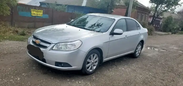 Продам шевролет эпику 2011 года 2.0 л. Бензин механика пробег 176000 реальный без отмотки машина в идеальном состоянии без единого дтп зеленая автотека в родном окрасе стекла все заводские машина без рыжиков и прочих недостатков двигатель коробка ходовая всё в идеале двигатель масла не расходует от слова совсем коробка надежная сочетается сдвигателем все передачи включаются плавно по электрике работает абсолютно все что должно работать завода в том числе климат 2 ключа сервисные книжки остальная информация по телефону цена 720.000 торг. Т +79494932503 - фотография - 1