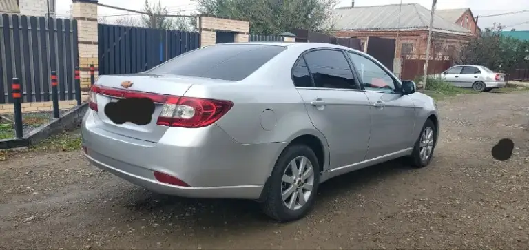 Продам шевролет эпику 2011 года 2.0 л. Бензин механика пробег 176000 реальный без отмотки машина в идеальном состоянии без единого дтп зеленая автотека в родном окрасе стекла все заводские машина без рыжиков и прочих недостатков двигатель коробка ходовая всё в идеале двигатель масла не расходует от слова совсем коробка надежная сочетается сдвигателем все передачи включаются плавно по электрике работает абсолютно все что должно работать завода в том числе климат 2 ключа сервисные книжки остальная информация по телефону цена 720.000 торг. Т +79494932503 - фотография - 4