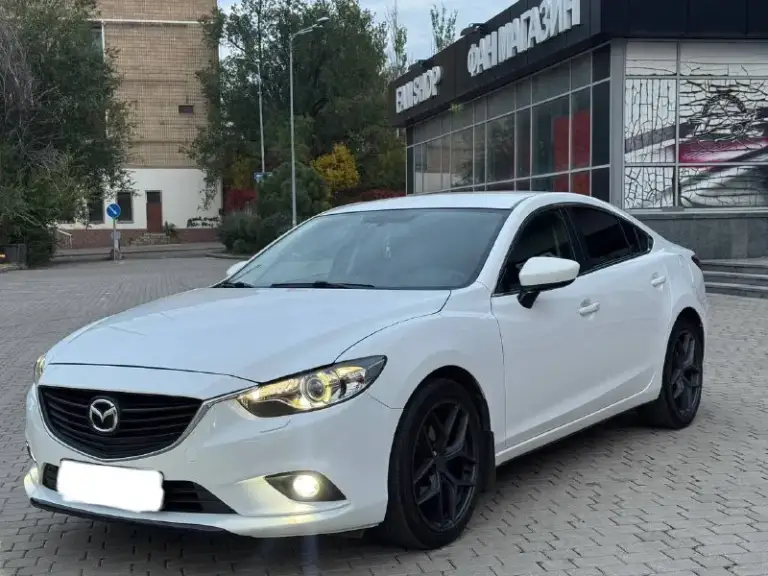 Продам mazda6 2014год в идеальном состоянии без вложений сель и поехал мотор 2.5 масло не есть коробка не пинает в максимальной комплектации 19диски новые куплены за 197.000тысяч рублей все чеки хороший свет салон не порван музыка очень хорошо играет в машине все работает без вложений машина на твёрдую 5 все остальные вопросы по телефону звоните в любое время !! +7949-467-65-94 цена 1.450.000₽ - фотография - 1