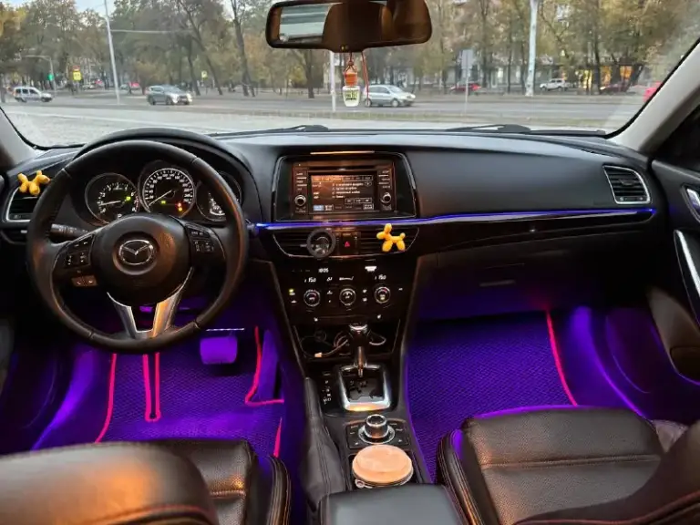 Продам mazda6 2014год в идеальном состоянии без вложений сель и поехал мотор 2.5 масло не есть коробка не пинает в максимальной комплектации 19диски новые куплены за 197.000тысяч рублей все чеки хороший свет салон не порван музыка очень хорошо играет в машине все работает без вложений машина на твёрдую 5 все остальные вопросы по телефону звоните в любое время !! +7949-467-65-94 цена 1.450.000₽ - фотография - 10