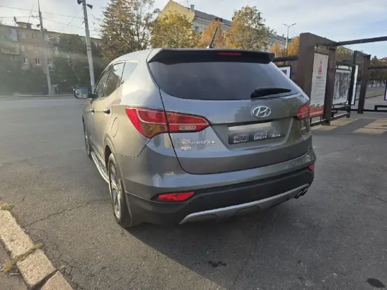 Продам hyundai santa fe 3
2012Г мкпп полный привод
2.4 Мотор, гнили и ржавчины нет, ошибок нет, нигде ничего не течет и не потеет,   кузов в очень хорошем состоянии,   без дтп, вторичный окрас одной двери, остальное в родне, стоят дорогие линзы свет огонь, фары  в плёнке, штатная аудио заменена на  современную. Переоформление обязательно

1 360 000

+79490348430 - фотография - 3