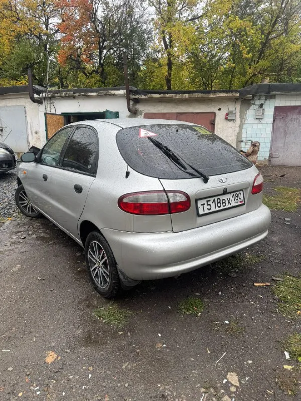 Я собственик! Продам daewoo lanos 2000 год, кореец, без дтп! 190.000 пробег, птс оригинал ! Обычный 8кл мотор, обслужен, масло, свечи, комплект грм новые, делал капитальный ремонт головы, мотор работает идеально, коробка айсин 4 ступенчатый, самый надежный автомат, без пинков, рывком и прочее. Переключает идеально. Кузов не гнилой, рыжиков нет ни где! Кондиционер рабочий, печка новая, греет хорошо. Передние подъемники, сигнализация и центральный замок, хорошая музыка. Чистый ухоженный салон. Диски на фото новые, резина новая и лето и зима в комплекте. Вложений не требует вообще никаких. Документы чистые. На меня оформлен. Только продажа, без обмена! Цена 410.000 руб. Торг минимальный! Осмотр торез в любое время. +7 (949) 431-78-21 александр.
📞 Звоните: +7(949)4317821 - фотография - 6