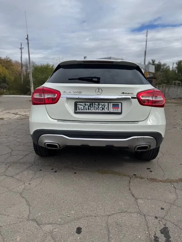 Mercedes gla 250 полный привод
Машина в отличном состоянии! Родной пробег
-Камера заднего вида
-Функция дистроник (сама тормозит)
Отличное техническое и эстетическое состояние!
Богатая комплектация! Чистый ухоженный салон. Кожаный мультируль, под рулевые лепестки, штатная мультимедиа с без рамочным цветным монитором, bluetooth, 2 разъёма usb, sd, камера заднего вида с динамической разметкой, круиз-контроль, датчик дождя, датчик света, подогрев передних сидений с выбором режимов, подогрев заднего стекла и зеркал, электро-регулировка боковых зеркал, электро-стекло-подьёмники всех дверей, светодиодные ходовые огни, электропривод багажника, диски r18 и т. Д.
2 Комплекта колес лето/зима шипы
2 Комплектов ковриков в салон лето/ зима.
То проведено на пробеге 103 тыс.
Из минусов трещина на лобовом стекле. Телефон +79497045153
📞 Звоните: +7(949)7045153 - фотография - 6