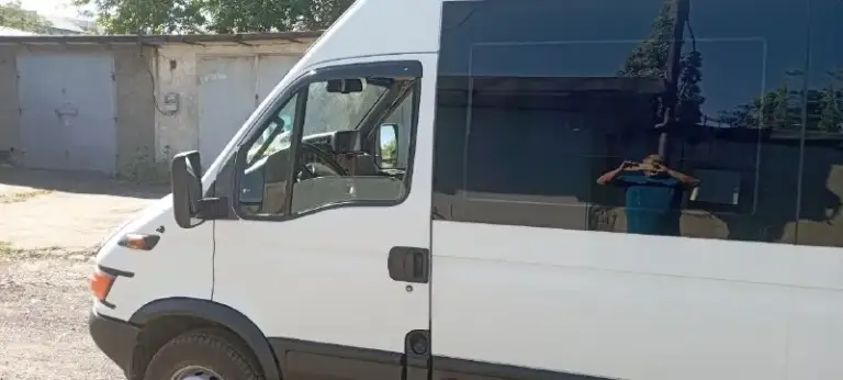 Продам iveco daily unitet. Машина в отличном состоянии. Гаражное хранение. Машина работала под лицензией, нерегулярные перевозки. Установлена пневмоподвеска, телевизор, электропривод двери, 20 мест (сидения все откидываются), кондиционер, автономка, водительское сидение пилот, багажное отделение согласно лицензии. Резина новая, в подарок отдам зимний комплект (6 колес). Масло менялось вовремя. Все, что установлено на автомобиле вписано в птс, вплоть до порогов. Ничего не стучит, не течет. По вопросам обращаться по телефону 8-959-177-80-41 владимир. Либо в личные сообщения.
📞 Звоните: +7(959)1778041 - фотография - 5