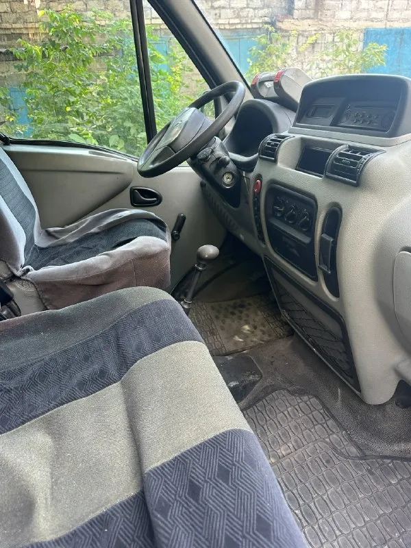 Продается renault мастер
2.5 Tdi.
Длинная база, без ржавчины, есть не значительные моменты по кузову. Автомобиль долгое время стоит. Пробег 190000 я владелец цена 750 торг +79493280318
📞 Звоните: +7(949)3280318 - фотография - 5