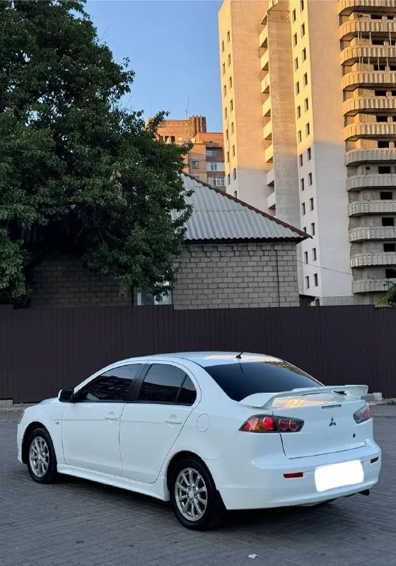 Mitsubishi lancer x 10
( 2015 Год ) 💰785.000💰 руб.
Митсубиси лансер рестайлинг
1.6 Чистый автомат японский !
199.000 Пробег
Двигатель не дымит, не троит, масло не расходует!
Акпп не пинает, не буксует, классический автомат, переключает мягко, и плавно!
Ходовая не гремит, не стучит, никуда не тянет!
По электрике все работает все исправно, кондиционер заправлен, и работает, печка жарит, подогревы сидений работают, элек. Зеркала, 4 стеклоподъемника, сигнализация, мульти руль, мультимедиа андроид, с задней камерой вида, с хорошей музыкой, bt и т д!
Документы кристально чистые, без запретов, без штрафов, переоформление без проблем, можно с моим присутствием.
Осмотр г. Макеевка
Связь +79494890856 +79496073269
Цена 785.000 руб торг - фотография - 4