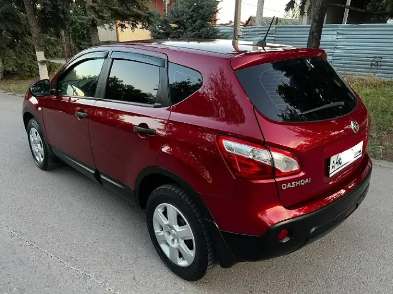 Nissan qashqai - ниссан кашкай рестайлинг. В состоянии близко к новому автомобилю!
Не бита, не крашена! 100%. Вся в родной краске! Куплена в 2011 году.
Один единственный владелец! За всю жизнь! Пробег 132.тыс. Км. Сборка англия. Гаражное хранения. Авто абсолютно весь обслужен и не требует никаких вложений, и в ближайшее время не будет требовать. Недавно было сделано большое т. О. Всё остекление включая лобовое оригинал. Не одна деталь не снималась. Кузов лужённый оцинкован!
💰Цена 920.000₽💰

📞 +79494115300 - фотография - 2