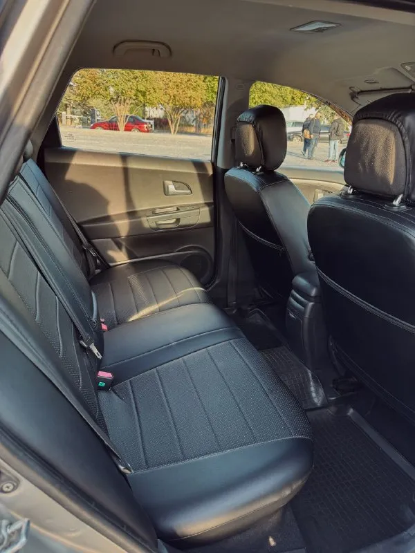 Kia ceed 1 рестайлинг
2010 Год
1.6 Л / механика
Пробег: 182 000 тыс.
Цена: 760 000₽ торг

Богатая комплектация, складывание зеркал, задние парктроники, обогрев зоны дворников, зеркало зад. Вида с автозатемнением, электростеклоподъёмники, электро. Регулировка зеркал, мульти-руль, климат контроль, электроусилитель руля, кондиционер, подогрев передних кресел, штатные линзы, птф, esp, abs, датчик света, датчик дождя, бортовой компьютер, аудио-система с mp3/usb/aux и 6 динамиками, и т. Д.

Автомобиль в идеальнейшем состоянии, сел поехал, вложений не требует.
Вся безопасность на месте, два ключа!
Новая рулевая рейка, новые тормозные диски, перебрал суппорта. Зимняя резина в комплекте.

Г. Донецк
Юридически все чисто, штрафов; запретов нет! Полное переоформление в мрео. 👮‍♂️
📞 +79490947391 - фотография - 9