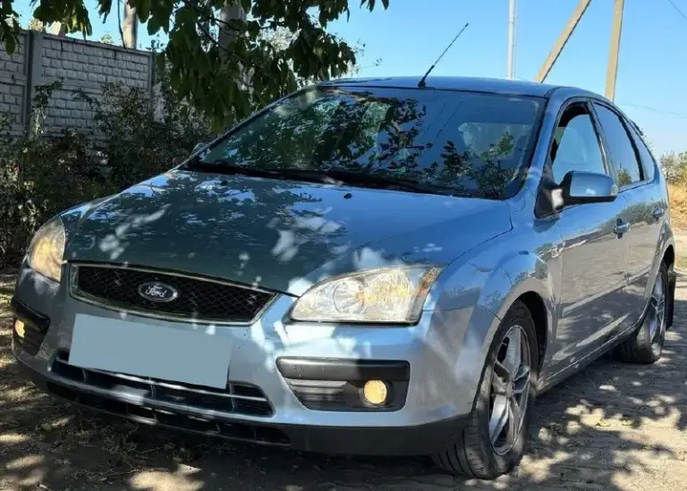 Продам ford focus || поколения 2007г. В.
Автомобиль в отличнейшем состоянии!
С зеленой автотекой (без дтп).
Оригинальный пробег 197т.
Цепной мотор 1.8 125л. С.
Работает очень тихо и ровно!
Масло не расходует!
Ходовая часть взбитая!
Посторонние звуки отсутствуют.
Коробка передач переключается как положено!
Кузов в очень достойном и привлекательном состоянии!
Гнили ржавчины и прочих дефектов нет!
Все герметики и швы завод!
Остекление все родное включая лобовое стекло!
Комплектация chia:
Кондиционер,
Круиз контроль,
Системы abs esp,
Гидроусилитель руля,
4Эл. Стеклоподъемника,
Подогрев сидений,
Подогрев лобового стекла,
Эл. Регулировка зеркал с подогревом.
Документально чистый автомобиль!
Без штрафов и запретов!
Цена 615т/р торг.
Тел: +79496368500 - фотография - 1