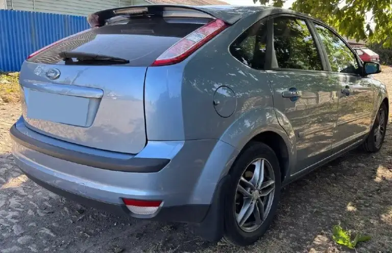 Продам ford focus || поколения 2007г. В.
Автомобиль в отличнейшем состоянии!
С зеленой автотекой (без дтп).
Оригинальный пробег 197т.
Цепной мотор 1.8 125л. С.
Работает очень тихо и ровно!
Масло не расходует!
Ходовая часть взбитая!
Посторонние звуки отсутствуют.
Коробка передач переключается как положено!
Кузов в очень достойном и привлекательном состоянии!
Гнили ржавчины и прочих дефектов нет!
Все герметики и швы завод!
Остекление все родное включая лобовое стекло!
Комплектация chia:
Кондиционер,
Круиз контроль,
Системы abs esp,
Гидроусилитель руля,
4Эл. Стеклоподъемника,
Подогрев сидений,
Подогрев лобового стекла,
Эл. Регулировка зеркал с подогревом.
Документально чистый автомобиль!
Без штрафов и запретов!
Цена 615т/р торг.
Тел: +79496368500 - фотография - 3