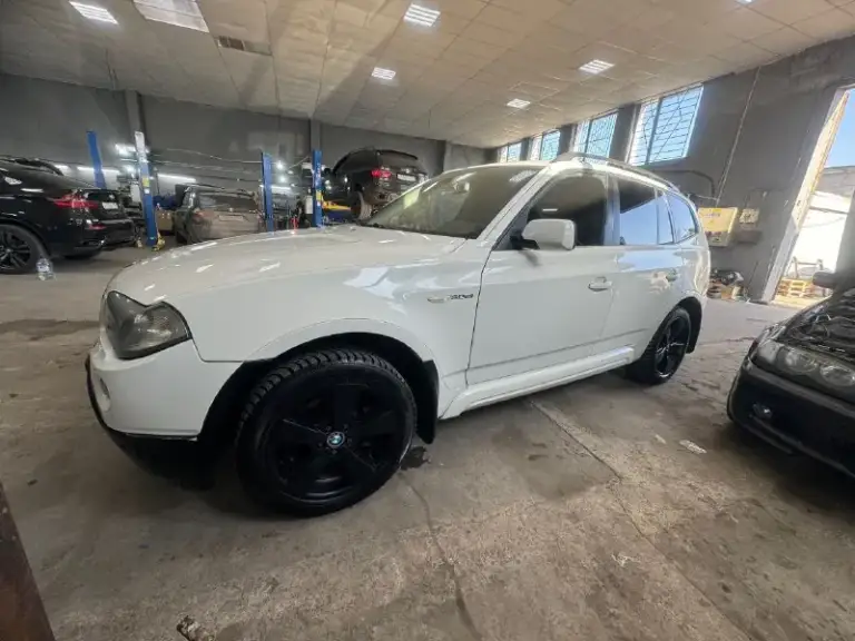 В продаже bmw x3 e83 2008 год мотор n52b30 272hp vin wbapc91090wd91087
Мотор обслужен, были произведены: ремонт гбц, замена цепей, помпы, термостата, ремни, ролики, замена всех жидкостей, ремонт ходовой. Масло не ест.
По салону в очень хорошем состоянии.
По кузову есть моменты, без гнили
Цена 900к
Тел. +79495087135 г. Донецк - фотография - 2