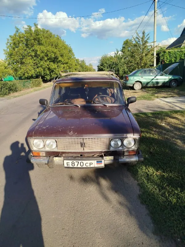 Продам ваз 21063,1989 г. В. , объём двигателя 1,5л. Двигатель, ходовая в полном порядке. Коробка 5ст. (пятая барахлит, можно сделать не снимая коробку). По кузову живая, кроме задней левой двери(на фото видно). Газ(вписан)/бензин. Учёт днр, переоформление без проблем. Цена 120000 торг. Донецк. 79493047985 (telegram, max). Денис
📲 Tg: денис унгуряну
📞 Звоните: +7(949)3047985 - фотография - 1