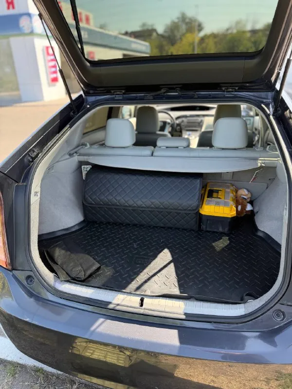 Toyota prius 2010 год
Пробег: 205 000 км
Автомобиль в отличном техническом состоянии, полностью исправен и не требует никаких вложений
Масло не ест, всё обслужено вовремя, двигатель и коробка работают идеально
Я собственник, полный порядок с документами
Хорошая комплектация:
•Кожаный салон — чистый, ухоженный, без потертостей
•4 Электростеклоподъёмника
•Бесключевой доступ и запуск кнопкой🔘
•Климат-контроль
•Подогрев сидений
•Музыка, bluetooth, aux— всё работает без нареканий
Экономичный гибрид — расход топлива минимальный
Едет мягко, комфортно, ничего не гремит и не стучит.
Авто ухожено, использовалось бережно, всегда хранилось в чистоте.
Отличный вариант для тех, кто ищет надёжную, комфортную и экономичную машину!
Осмотр: г. Луганск
Цена 1.100.000 ₽
+79591676091
Торг у капота 😉
📞 Звоните: +7(959)1676091 - фотография - 6