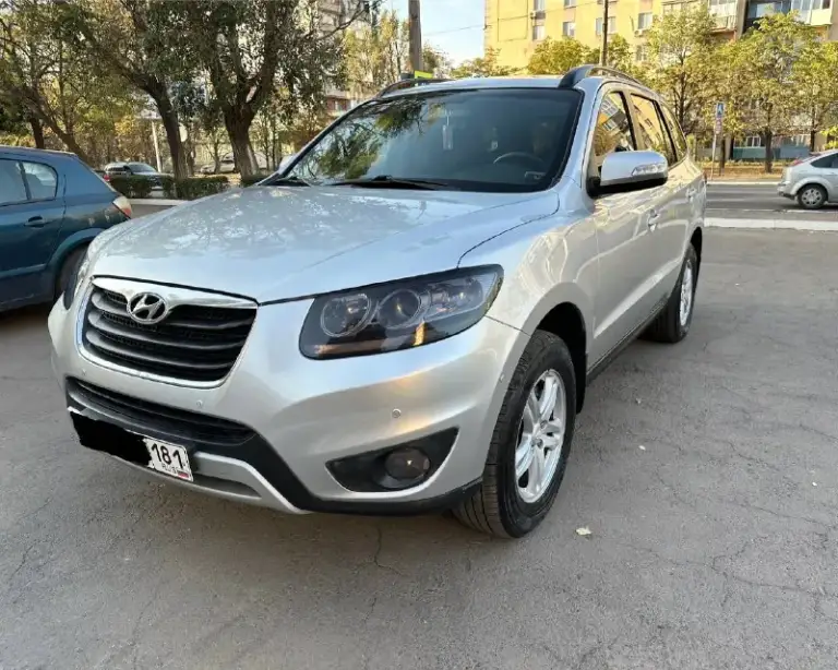 Продам hyundai santa fe|2011г
2.4 Бензин
Работает идеально!
Коробка автомат
Полных привод 4х4
Двухзонный климат
Круиз контроль
Подогрев сидений
Подогрев зеркал
Мульте руль
Монитор с навигацией
Bluetooth, aux, usb
Парктроники зад перед
2 Ключа
От собственницы
Цена-1.270.000₽
Все вопросы по телефону:+79591677371
📞 Звоните: +7(959)1677371 - фотография - 1