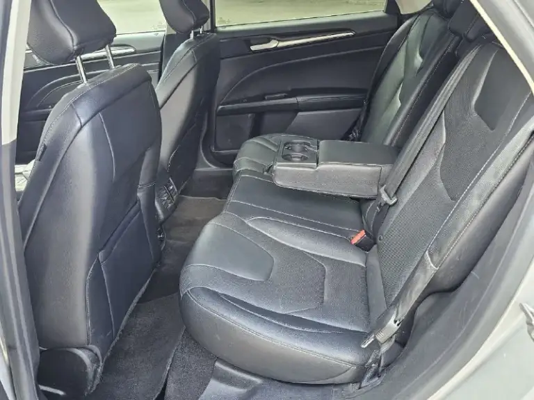 Ford fusion hybrid 2019, топовая комплектация titanium.
Пробег 99 800 км.
Я единственный владелец в рф. История чистая, птс оригинал, без подводных камней!
🔥 Гибрид! Реальный расход 5-6 л/100 км, полного бака хватает на 900 км. Тихий, комфортный, управляется отлично.
✅ Адаптивный круиз, автоторможение, удержание в полосе, слепые зоны
✅ Камера заднего вида, парктроники, биled фары
✅ Кожаный салон, сиденья с памятью, подогревом и вентиляцией
✅ Подогрев руля, 2-зонный климат
✅ Аудио sony (12 динамиков), навигация
✅ Автозапуск, шайба-джойстик кпп
✅ Бесключевой доступ, в т. Ч. Кодовый
✅❗ Европейские зеркала — с широким обзором и складыванием
📌 Пробег оригинальный, не скручен!
📌 Любая проверка/сто
🚗 Продаю без спешки, авто радует. Только прямому покупателю, без посредников.
💬 1 890 000 ₽.
+79494710689 - фотография - 9