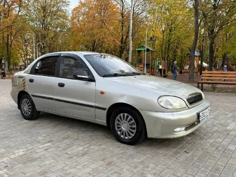 В продаже заз chance 2010 года выпуска.121.000 пробег. Автомобиль на отличном ходу, комплектация с гидроусилителем. Вообще не гнилой, пороги и днище целые, низа дверей как у нового авто. Все силовые агрегаты без намека на ржавчину. Кузов видно на фото. Техника обслуженная, мотор масло не расходует, коробка включается, ходовая часть в порядке, тяга у авто отличная. Салон опрятный, не прокурен. Установлена не плохая музыка с aux и bluetooth.
Юридически чистый автомобиль, любое переоформление
Донецк.
205.000 Рублей, торг уместен
+79495097888
📲 Tg: дешевые колеса
📞 Звоните: +7(949)5097888 - фотография - 2