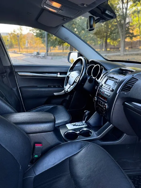 Тел. +79493988204
Продам kia sorento 2013г. В идеальном состоянии! По автомобилю делать не чего не надо!! Готов ехать на любые проверки за ваш счёт! Автомобиль без дтп!
Авто в родном окрасе!
Стёкла все заводские включая лобовое!
Птс оригинал
Два владелец по птс!
Переоформление в мрэо
Комплектация
Двигатель 2.4 бензин
Пробег 175т
Abs
Esp
Airbag
Круиз контроль
Бортовой компьютер
Кожаный салон
Полный привод
Помощь при спуске
Подогрев сидений
Подогрев зеркал
Без ключевой доступ
Старт стоп
Parktronic
Электро слаживания зеркал
Двухзонный климат контроль
4 Стеклоподъемника
Хорошая резина
Цена 1🍋385т. Р
Очень срочно торг
Возможно продажа в кредит
📲 Tg: артур
📞 Звоните: +7(949)3988204 - фотография - 7