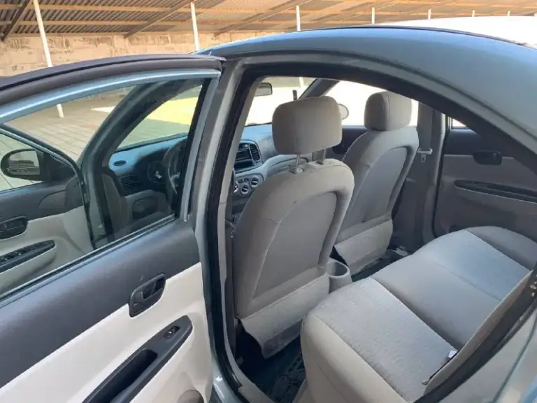 Hyundai 1.4 бензин, 2008 год выпуска, на отличной техники, полное переоформление, чистый ухоженный салон, центральный замок, гур, кондиционер, днище не гнилое, ходовая в порядке, автомобиль в володарске, 380 рублей, +79493167195 - фотография - 6