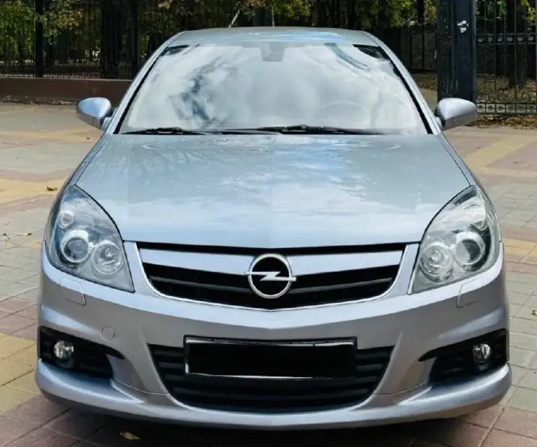 Доброго времени суток ! К вашему вниманию, всеми любимый opel vectra c рестайлинг !
В идеальном состоянии, весь обслуженный ! Эксплуатация с 2007 года выпуска ухоженный
С родным пробегом 230 км. Родной !
Мотор 1.8 ллучший в линейки опель бензин !
Коробка механика работает идеально ! Ходовая вся обслужена вся новая !
В автомобиле работает абсолютно все ! Вложений не требует абсолютно !
В дтп не участвовал
Весь в оригинале !
Максимальная комплектация максимальная !

Заводской обвес opc laine -
Ксенон ближний дальний -
Климат контроль -
Комбинированный
Кожаный салон -
Бортовой компьютер
Большой монитор -
Датчик дождя также света -
Полный эл. Пакет -
Мульти руль -
Круиз контроль -
Климат контроль -
Дорогая резина лето -
Титановые диски красивые -
И многое другое !
Цена снижена иза срочности !
Цена : 695:000 тыс руб !

Таких автомобилей действительно единицы !
Осталось не много обслужен
Любой вид оформления 🇷🇺

Звоните по номеру
Телефона +79493969852 - фотография - 1