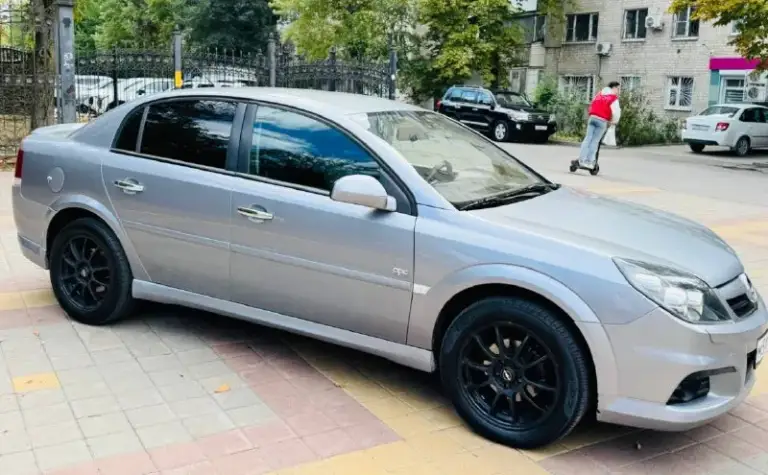 Доброго времени суток ! К вашему вниманию, всеми любимый opel vectra c рестайлинг !
В идеальном состоянии, весь обслуженный ! Эксплуатация с 2007 года выпуска ухоженный
С родным пробегом 230 км. Родной !
Мотор 1.8 ллучший в линейки опель бензин !
Коробка механика работает идеально ! Ходовая вся обслужена вся новая !
В автомобиле работает абсолютно все ! Вложений не требует абсолютно !
В дтп не участвовал
Весь в оригинале !
Максимальная комплектация максимальная !

Заводской обвес opc laine -
Ксенон ближний дальний -
Климат контроль -
Комбинированный
Кожаный салон -
Бортовой компьютер
Большой монитор -
Датчик дождя также света -
Полный эл. Пакет -
Мульти руль -
Круиз контроль -
Климат контроль -
Дорогая резина лето -
Титановые диски красивые -
И многое другое !
Цена снижена иза срочности !
Цена : 695:000 тыс руб !

Таких автомобилей действительно единицы !
Осталось не много обслужен
Любой вид оформления 🇷🇺

Звоните по номеру
Телефона +79493969852 - фотография - 6
