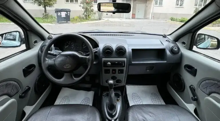 🚨Срочная продажа🚨
Renault logan

Цена - 358.000₽
Город - мариуполь
Год выпуска - 2007
Пробег -  250.000 км
Топливо - бензин
Модификация- 1.6
Кпп - механика
Собственник - да
+79497368266

Автомобиль в отличном состоянии!!! Вложений не требует. Кузов без гнили дно отличное документы абсолютно чистые доп. Инфо. По телефону.
Автотека 🍀 - фотография - 5