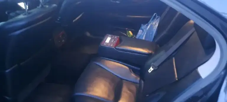 Ls
2008Г
270 Тыс пробег

Хороший, как внешне так и технически, об авто заботились, все жидкости заменены везде, диски колодки, рычаги, всё что требовалось менялось сразу на оригинал, без ошибок, рейка на отлично, мотор и автомат делают своё дело, дорогой ксенон, очень хорошый свет, салон ухоженный, мультимедия андроид, 5 мест, работает всё, японец. Колёса 20 мягко и комфортно, этот авто стоит посмотреть за эти деньги

1. 390 Руб

+79496397148 - фотография - 10