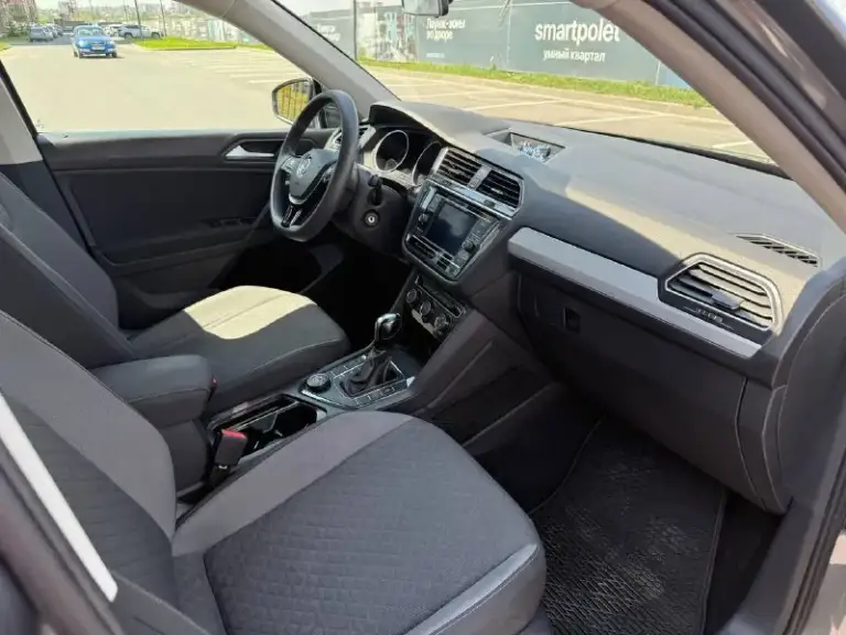 Продам личный автомобиль volkswagen tiguan 2019 года выпуска, коробка автомат aisin 8ст. , привод полный в идеальном состоянии, пробег 58600км, вложений не требует. В авто установлены датчики мёртвых зон, камера заднего вида, мультируль, кондиционер, датчик давления шин, полный привод, выбор режима езды, led лампы, электро ручник, комплект зимней резины в подарок. Переоформление в мрэо. Авто не из грузии. Отвечу на все интересующие вопросы.
Цена 2.225.000₽
Дмитрий +79185313435 (telegram)
+79490440681 - фотография - 10