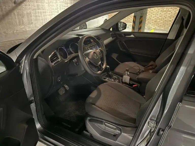 Продам личный автомобиль volkswagen tiguan 2019 года выпуска, коробка автомат aisin 8ст. , привод полный в идеальном состоянии, пробег 58600км, вложений не требует. В авто установлены датчики мёртвых зон, камера заднего вида, мультируль, кондиционер, датчик давления шин, полный привод, выбор режима езды, led лампы, электро ручник, комплект зимней резины в подарок. Переоформление в мрэо. Авто не из грузии. Отвечу на все интересующие вопросы.
Цена 2.225.000₽
Дмитрий +79185313435 (telegram)
+79490440681 - фотография - 2