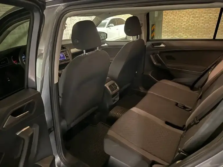 Продам личный автомобиль volkswagen tiguan 2019 года выпуска, коробка автомат aisin 8ст. , привод полный в идеальном состоянии, пробег 58600км, вложений не требует. В авто установлены датчики мёртвых зон, камера заднего вида, мультируль, кондиционер, датчик давления шин, полный привод, выбор режима езды, led лампы, электро ручник, комплект зимней резины в подарок. Переоформление в мрэо. Авто не из грузии. Отвечу на все интересующие вопросы.
Цена 2.225.000₽
Дмитрий +79185313435 (telegram)
+79490440681 - фотография - 3