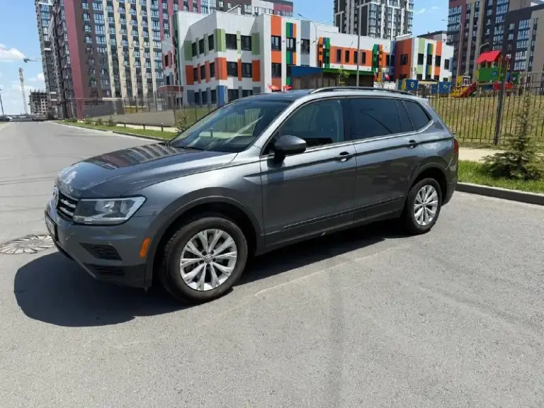 Продам личный автомобиль volkswagen tiguan 2019 года выпуска, коробка автомат aisin 8ст. , привод полный в идеальном состоянии, пробег 58600км, вложений не требует. В авто установлены датчики мёртвых зон, камера заднего вида, мультируль, кондиционер, датчик давления шин, полный привод, выбор режима езды, led лампы, электро ручник, комплект зимней резины в подарок. Переоформление в мрэо. Авто не из грузии. Отвечу на все интересующие вопросы.
Цена 2.225.000₽
Дмитрий +79185313435 (telegram)
+79490440681 - фотография - 7