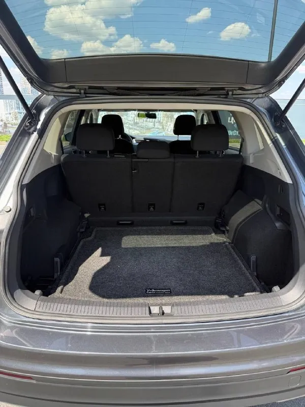 Продам личный автомобиль volkswagen tiguan 2019 года выпуска, коробка автомат aisin 8ст. , привод полный в идеальном состоянии, пробег 58600км, вложений не требует. В авто установлены датчики мёртвых зон, камера заднего вида, мультируль, кондиционер, датчик давления шин, полный привод, выбор режима езды, led лампы, электро ручник, комплект зимней резины в подарок. Переоформление в мрэо. Авто не из грузии. Отвечу на все интересующие вопросы.
Цена 2.225.000₽
Дмитрий +79185313435 (telegram)
+79490440681 - фотография - 9