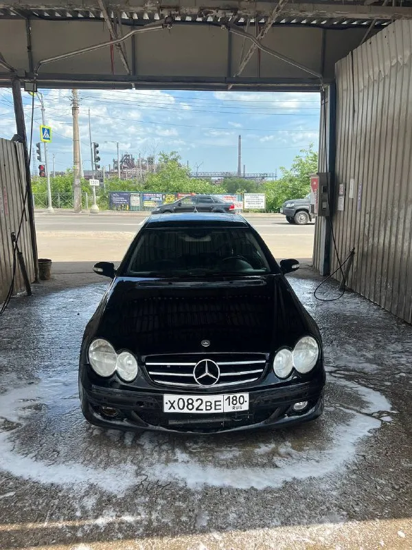 Mercedes benz clk w209

Цена:700000
Город:мариуполь
Год выпуска:2005
Пробег:285000
Двигатель:3.5 m272
Топливо:бензин
Кпп: автомат
Собственник:да
Телефон:+79496932024

Описание от продавца:
Продает очень редкая модель автомобиля в хорошей комплектации, автомобиль обслужен, 30.000 был капитальный ремонт двигателя, полная замена ходовки, новая резина
Масло не ест. Коробка не пинается
Стоит 7g-tronick
В amg обвесе
Выхлоп оригинальный brabus
По кузову требует косметический ремонт
Машина не новая без глупых вопросов! - фотография - 1