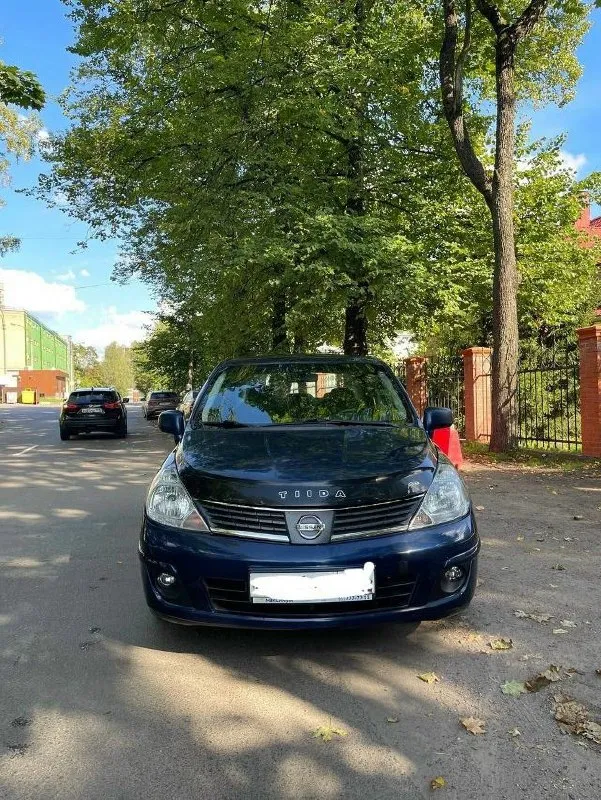 Nissan tiida 1.6 (2008)
195К родной пробег
Расход по городу 6.2л
Бензин, механика
Комплектация: климат-контроль, abs, air bag, электрозеркала, электроподьемники, без ключевой доступ, кожаный мульти руль, два оригинальных ключа, подогрев сидений, легкосплавы.
Двигатель не троит не дымит, масло не берёт
Вложений не требует
Цена 510 т. Р
Донецк буденновский р-н
+79496593309

Наш max
Https://max. Ru/dnr_avto_180 - фотография - 2