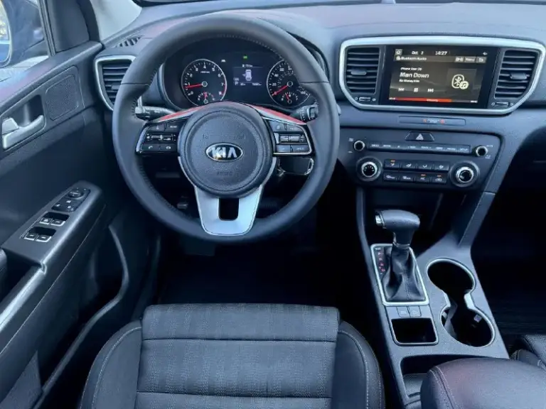 Kia sportage 2021 рестайлинг, 2.4 автомат, 79000 км. Отличное состояние, обслужен. Отличный кроссовер с нормальным мотором, не путайте с 2.0.
Возможно оформление в кредит. Возможен обмен.
Более детальная информация по телефону.
Цена - 2.180.000 р.
+79494041233 - фотография - 8