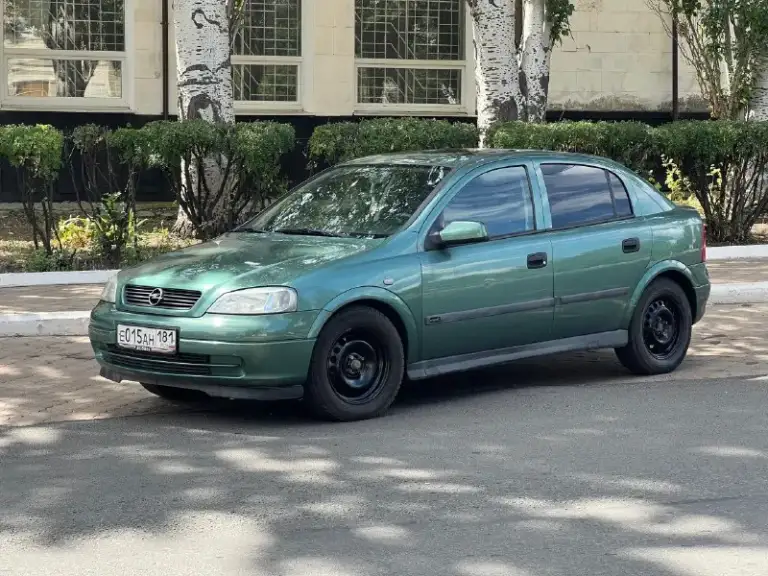 Продам opel астра g
1998 Года выпуска 1.6 механика
Пробег 197 000.
Цена 350000 тыс
Торг
Машина дедушки, во владении более 10 лет.
Без дтп, в родной краске.
Ходовая в порядке, ничего не гремит, не стучит, стойки в круг новые.
Работает ровно.
После кап ремонта, фото все есть.
Новое грм помпа ролики фирма инна.
Кузов целый, без дыр.
Гур, абс,4 эл подъемника с доводчиками, люк работает в 2 положениях.
Все, что должно светиться - работает абсолютно все.
Машина использовалась раз в неделю и хранилась в гараже.
Стекла родные, все целые
Продается в связи со здоровьем.
Полное переоформление.
Красный луч
+79591402196
📞 Звоните: +7(959)1402196 - фотография - 3
